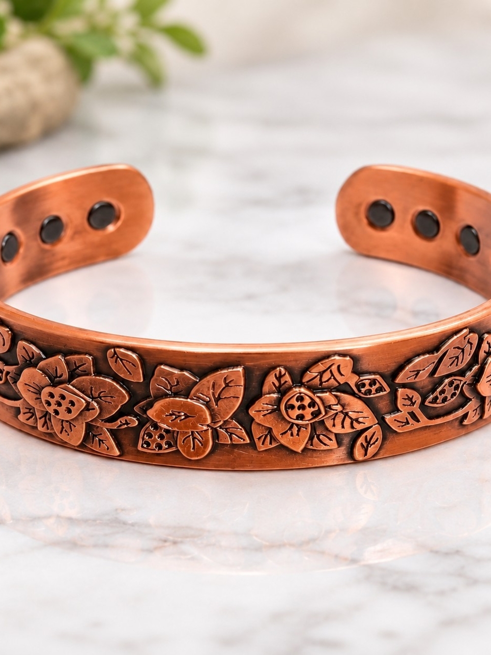Pure Copper Magnetic Bracelet 8 Magnets 15 mm Wide Adjustable Cuff 51 g Unisex